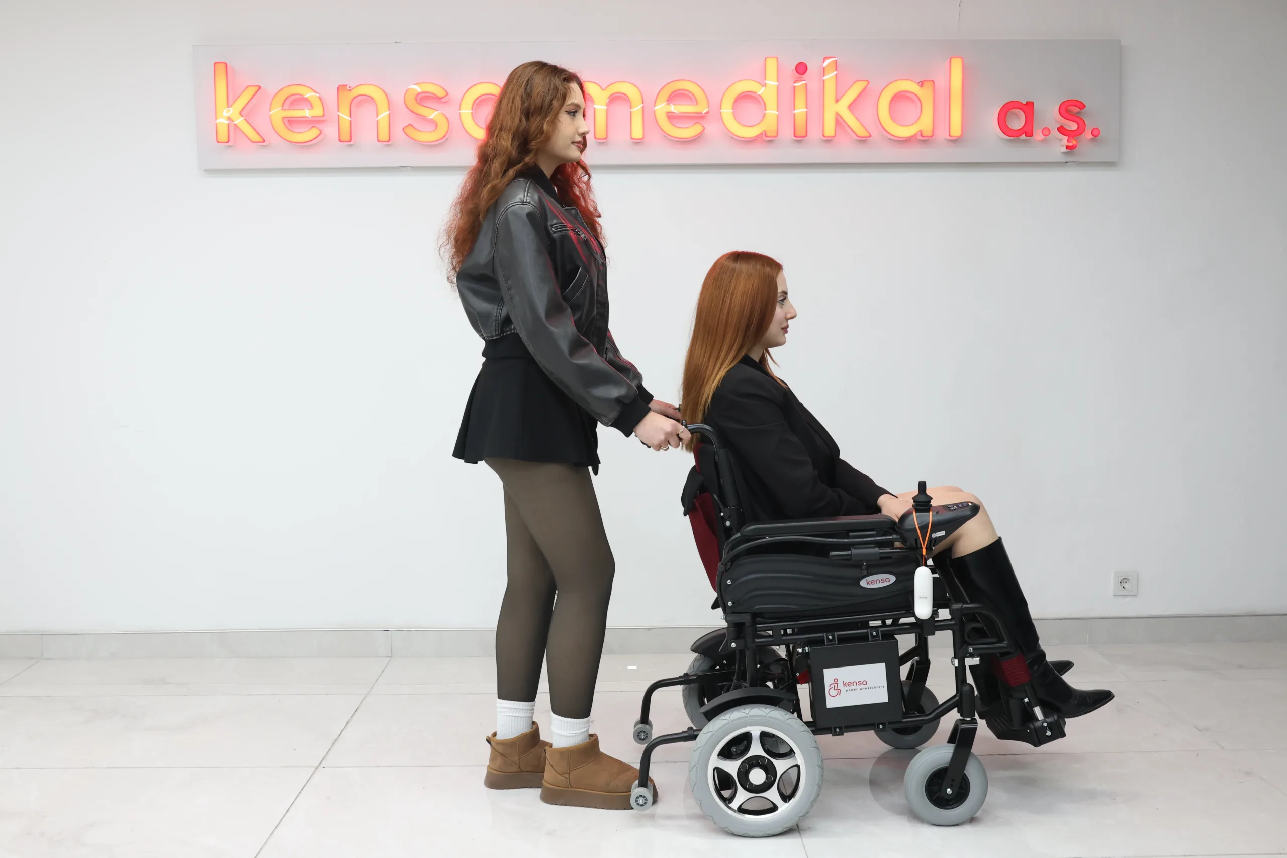 Kensa K-150 Akülü Tekerlekli Sandalye